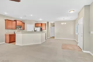 Photo #6: 2358089 Listing 