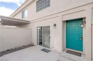 Photo #4: 2358092 Listing 