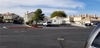 Photo #3: 2358104 Listing