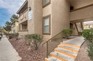 Photo #2: 2358113 Listing