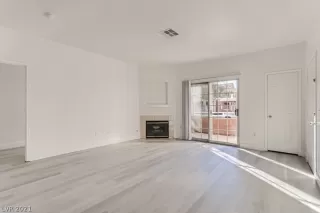 Photo #1: 2358126 Listing