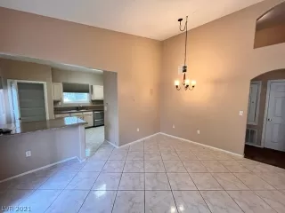 Photo #3: 2358154 Listing 