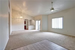 Photo #1: 2358169 Listing 