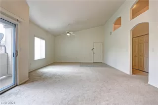 Photo #2: 2358169 Listing 