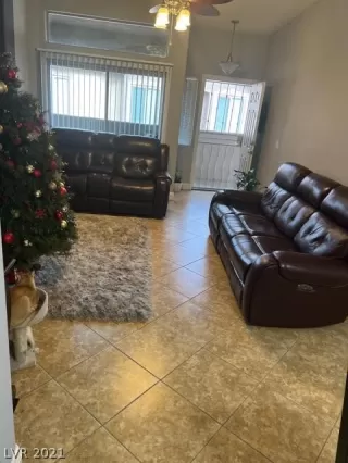 Photo #1: 2358185 Listing