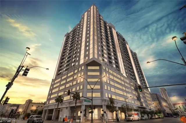 MLS: 2358195 Condo For Sale