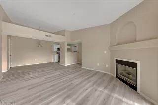 Photo #2: 2358201 Listing