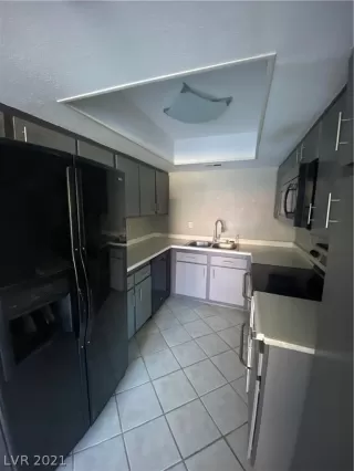 Photo #3: 2358204 Listing 