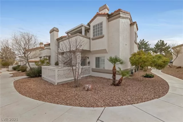 MLS: 2358206 Condo For Sale