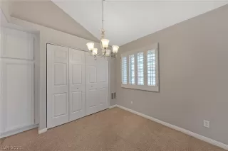 Photo #6: 2358206 Listing 