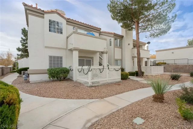 MLS: 2358235 Condo For Sale