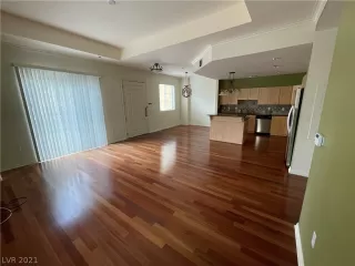 Photo #3: 2358244 Listing 