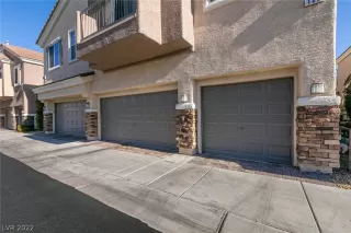 Photo #1: 2358261 Listing