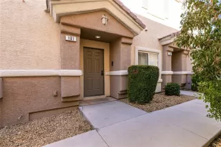 Photo #3: 2358261 Listing