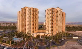 Photo #1: 2358285 Listing