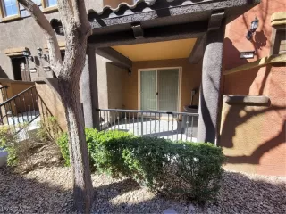 Photo #1: 2358287 Listing 