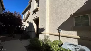 Photo #2: 2358331 Listing