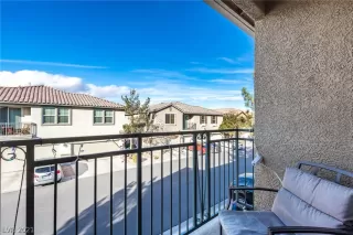 Photo #4: 2358371 Listing 