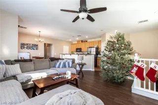 Photo #6: 2358371 Listing 