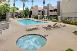 Photo #1: 2358441 Listing