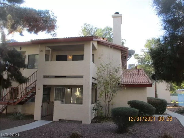 MLS: 2358497 Condo For Sale