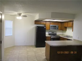 Photo #4: 2358497 Listing 