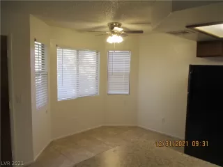 Photo #5: 2358497 Listing 