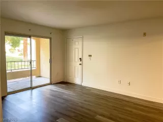 Photo #1: 2358524 Listing