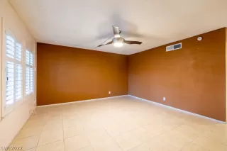 Photo #2: 2358540 Listing