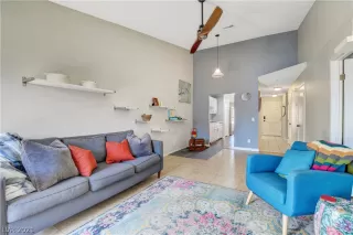 Photo #1: 2358569 Listing