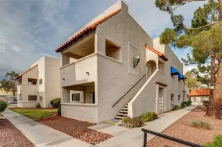 Photo #1: 2358576 Listing