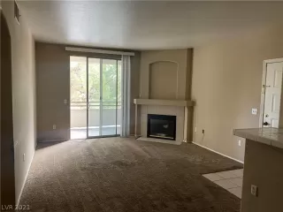 Photo #1: 2358581 Listing