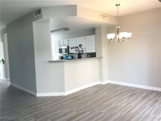 Photo #1: 2358607 Listing 