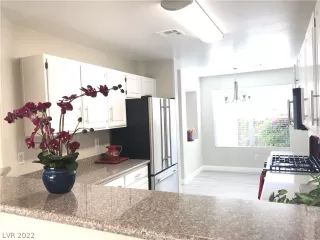 Photo #2: 2358607 Listing 