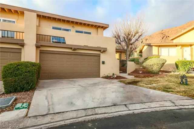 MLS: 2358654 Condo For Sale