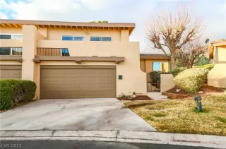 Photo #2: 2358654 Listing