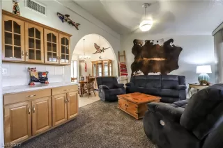 Photo #6: 2358654 Listing