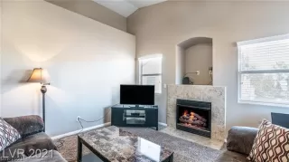 Photo #3: 2358677 Listing 