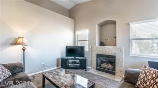 Photo #4: 2358677 Listing 