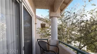 Photo #6: 2358677 Listing 