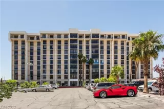 Photo #1: 2358746 Listing 