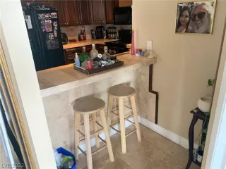 Photo #4: 2358746 Listing 