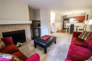 Photo #2: 2358760 Listing