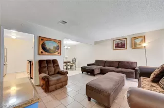 Photo #3: 2358771 Listing 