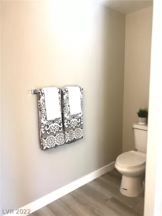 Photo #5: 2358787 Listing 