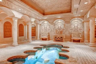 Photo #3: 2358884 Listing 