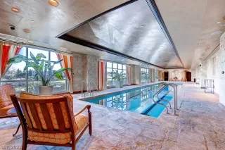 Photo #4: 2358884 Listing 