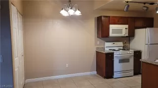 Photo #3: 2358903 Listing 