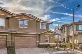 Photo #2: 2358906 Listing 