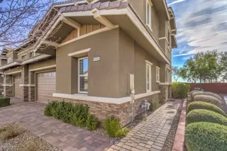 Photo #3: 2358906 Listing 